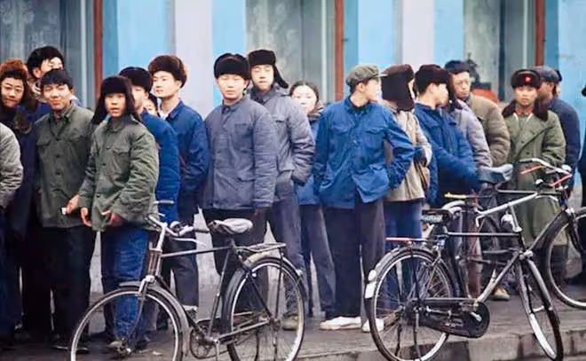 80年代,風靡全國的「的確良」,為何銷聲匿跡?它只是換了個名字