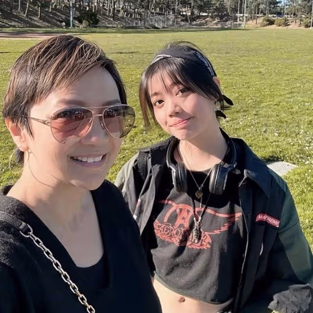 香港知名女星被曝婚變!富商丈夫生意失敗破產,移居國外當老師