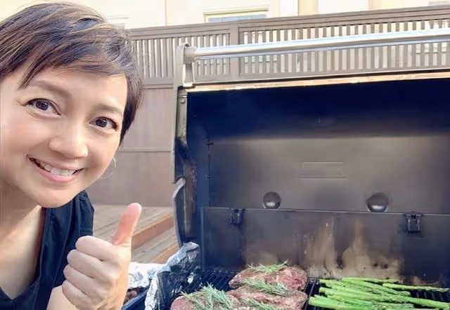 香港知名女星被曝婚變!富商丈夫生意失敗破產,移居國外當老師