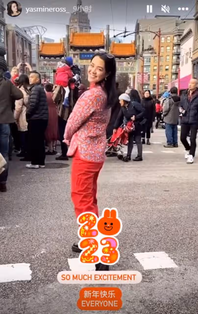 鍾麗緹長女加拿大過年，穿唐裝打扮喜慶，到唐人街看舞獅很歡樂