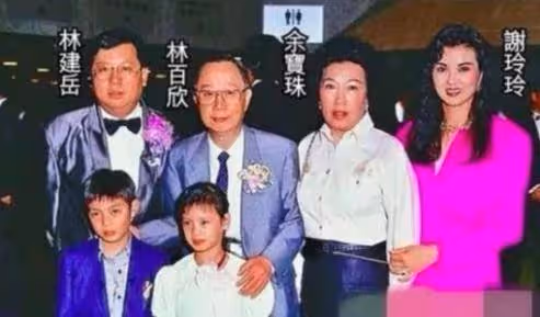 謝玲玲:24歲隱退嫁豪門,老公卻愛上王祖賢失婚收場,如今靠自己創造上億身家,5子女相伴左右