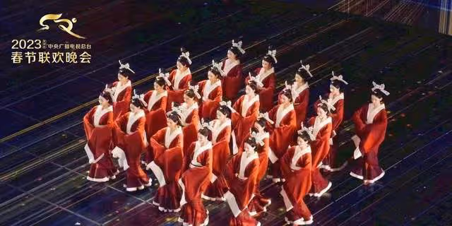 兔年春晚6個冷知識:廣告滿天飛,觀眾都不戴口罩,兔與花有深意