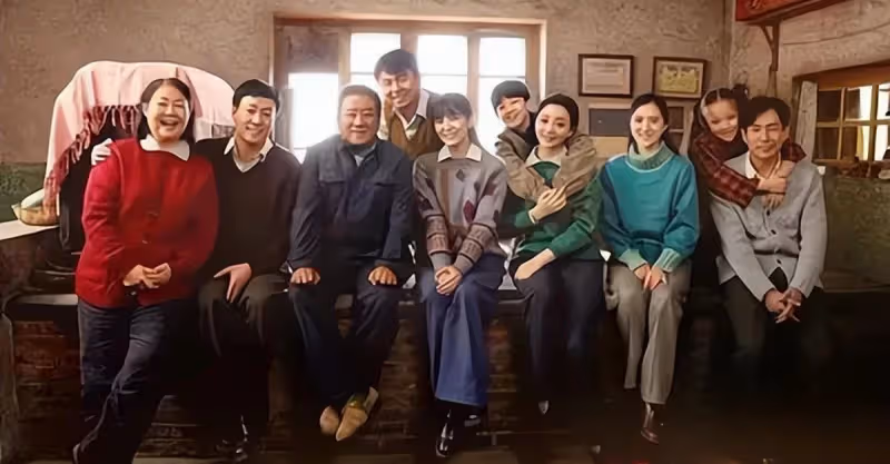 公婆給大孫子兩萬壓歲錢，分文不給小孫子，公公：我只認跟我姓的