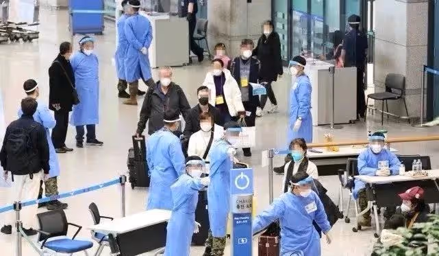 一中國遊客去韓國確診後拒絕隔離半路潛逃，被韓國警方通緝