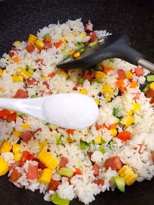 嘿❗️火腿蛋炒飯💯五彩繽紛的顏色🔥