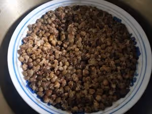 【綠豆餅】充滿童年回憶的酥炸綠豆車輪餅（附簡易自製炒綠豆餡做法）