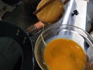 【綠豆餅】充滿童年回憶的酥炸綠豆車輪餅（附簡易自製炒綠豆餡做法）