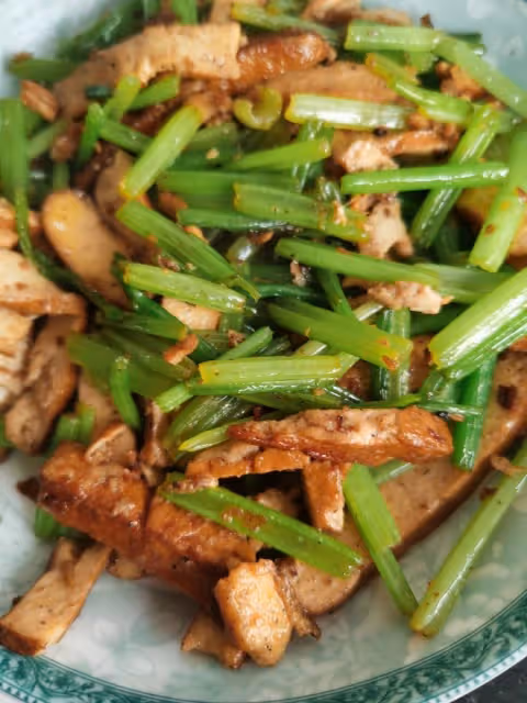香乾炒芹菜