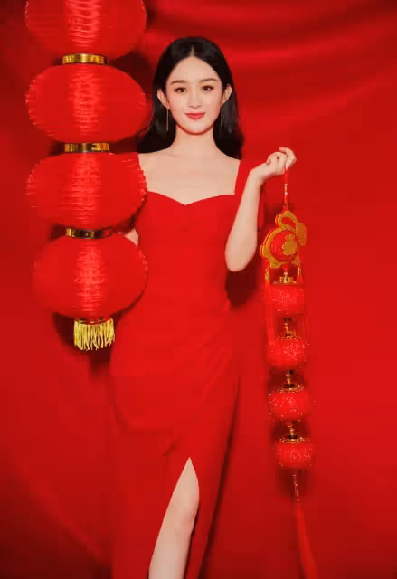 陸劇15位女星春節新造型!趙麗穎&楊紫&熱巴PK同款紅裙,唐嫣倪妮港風美翻,她意外驚豔
