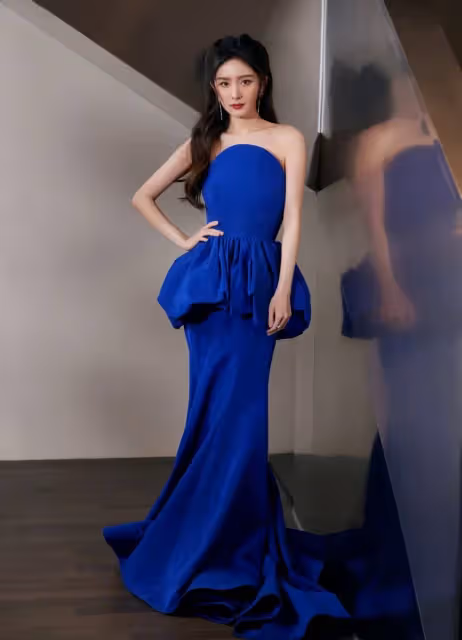 陸劇15位女星春節新造型!趙麗穎&楊紫&熱巴PK同款紅裙,唐嫣倪妮港風美翻,她意外驚豔