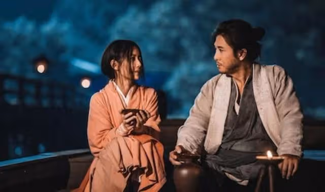 好拼!TVB前知名女星新片不惜犧牲色相,與年長28歲男星有親熱戲