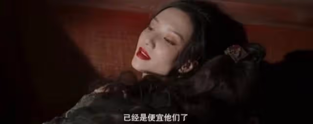 好拼!TVB前知名女星新片不惜犧牲色相,與年長28歲男星有親熱戲