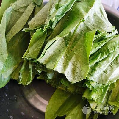 雞胸肉拌油麥菜的做法