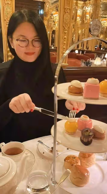 李湘曬豪奢餐廳過新年,又被指炫富,王詩齡:我愛發什麼就發什麼