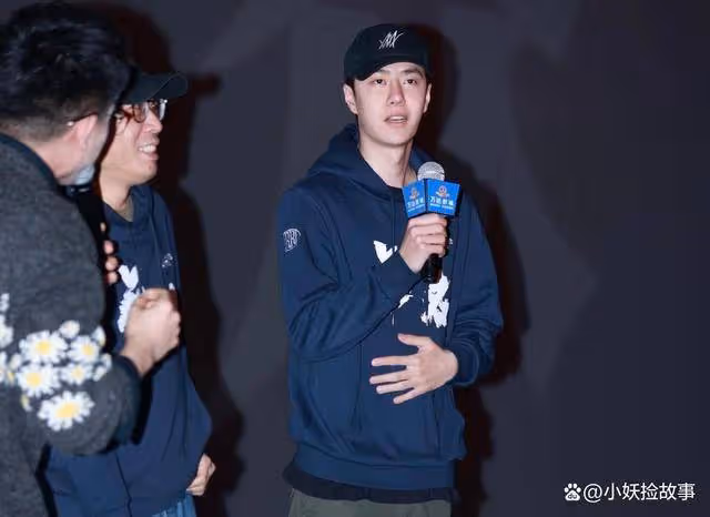 無名排片不佳，影響票房，不妨再等等，王一博說以真心換真心