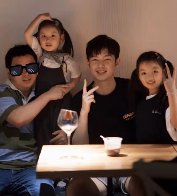 《爸爸去哪兒》阿拉蕾曬寫真,穿漢服喜迎春節,妹妹顏值不輸姐姐