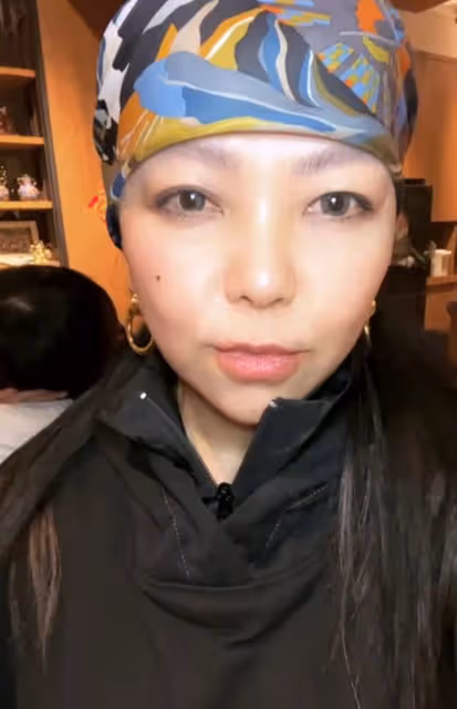 張惠妹攜小6歲男友回鄉過年！看斗笠舞太歡樂，交往12年仍未婚