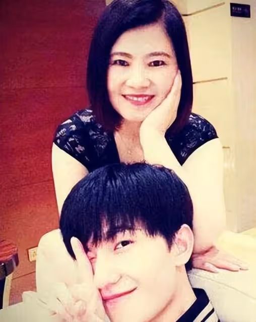 泰媒熱議,中國巨星楊洋在泰國過年
