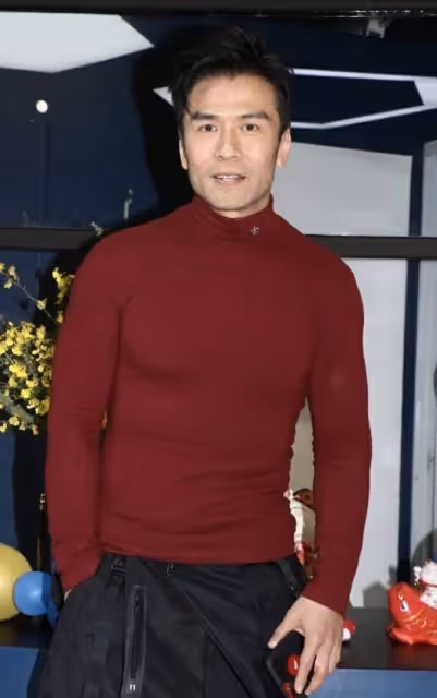 53歲知名港星自曝計劃結婚!女友是山東人,兩人低調交往多年
