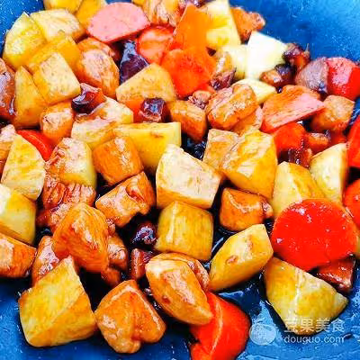 難以抵抗的舌尖美滋味【香菇雞胸肉燜飯 】