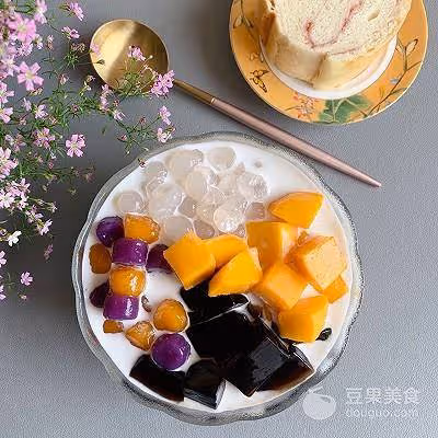 燒仙草芋圓水果撈
