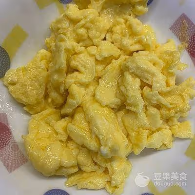 洋蔥南瓜西紅柿雞蛋炒米飯
