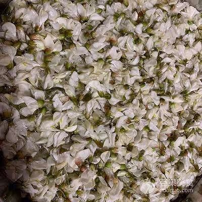 槐花滿口香的做法