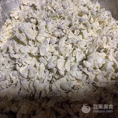槐花滿口香的做法