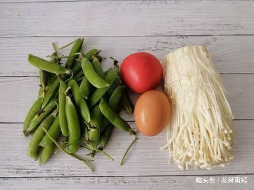 最近孩子上網課用眼多,多給孩子吃此菜,保護視力對眼睛好