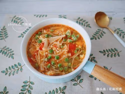 最近孩子上網課用眼多，多給孩子吃此菜，保護視力對眼睛好