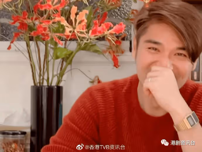 姜麗文曬「姜氏家族」團年合照!TVB金牌綠葉15歲兒子好靚仔