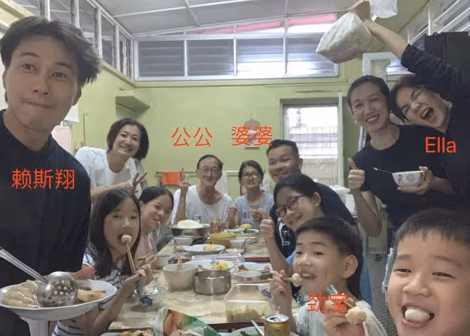 Ella回馬來西亞過春節,公公婆婆家曝光,客廳四面白牆裝修普通