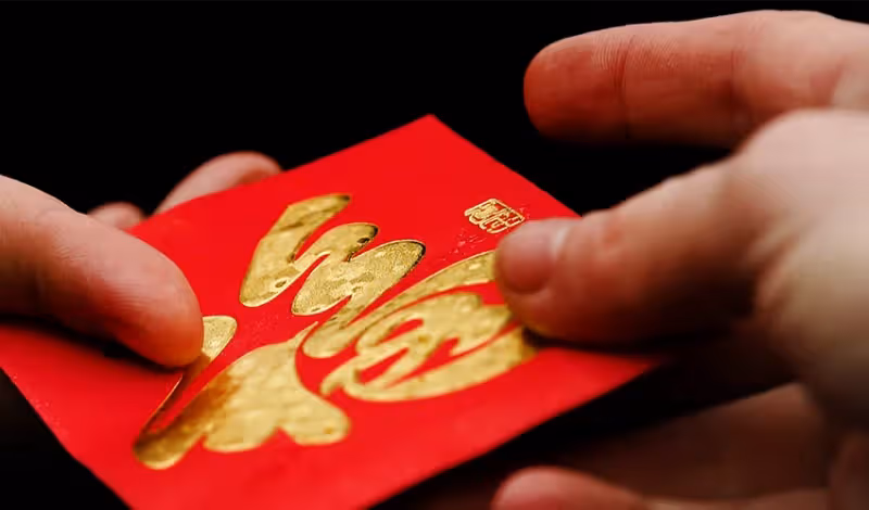 為了好時辰!老闆「挑凌晨2點開工」她熬夜參加 到場「收超厚開工紅包」還附小驚喜:沒來的虧大了!