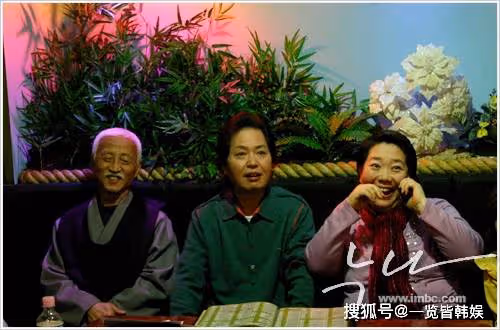 楊喜京將步入古稀之年 出演澡堂老闆家的男人們 熱愛演戲甘當綠葉