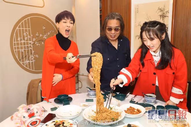 林敏驄江美儀羅毓儀祝人人有得撈 !《上車族》成大贏家食開年飯慶功