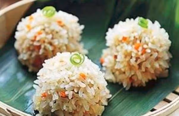 精選美食:皮蛋豆腐、紅酒杏鮑菇、糯米蒸肉丸、蒜炒豬脾