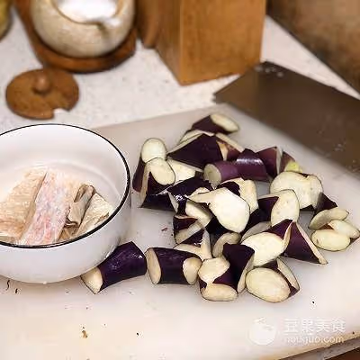 少油版鹹魚茄子煲