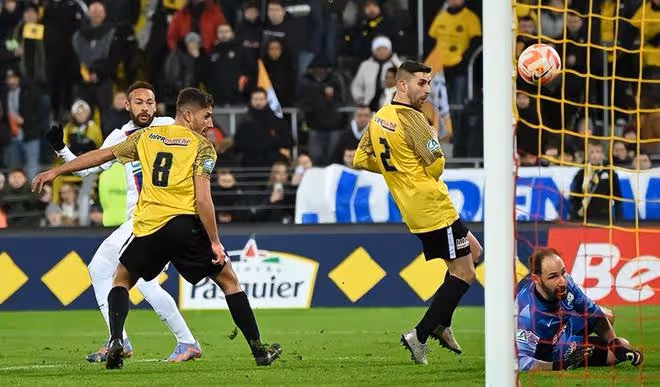 姆巴佩五子登科,大巴黎7-0狂勝!國米0-1爆冷,穆帥爭3有戲
