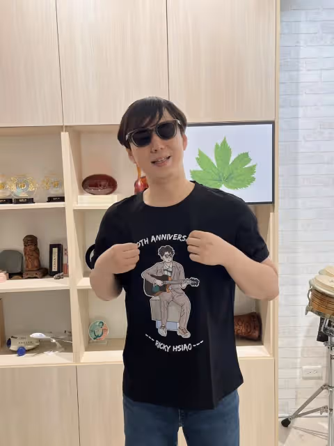 天生失明!46歲台語歌王「低調擁7房當養老金」孝敬媽媽 夢想成家當爸「婚事卻告吹」