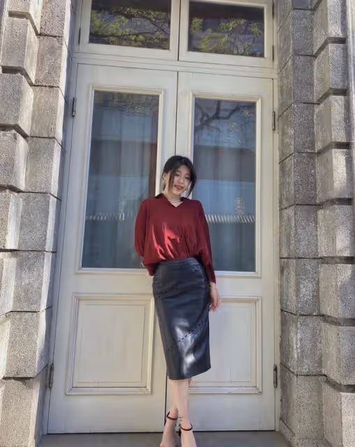 沒想到,今年主流的「煙管裙」,比小黑裙還顯瘦!高級百搭還氣質
