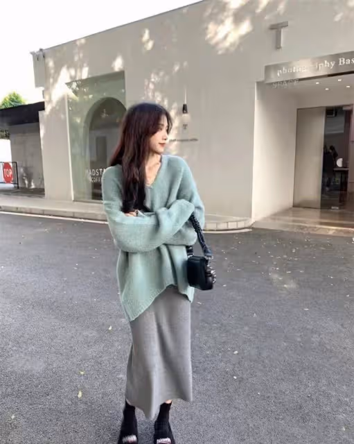 沒想到,今年主流的「煙管裙」,比小黑裙還顯瘦!高級百搭還氣質