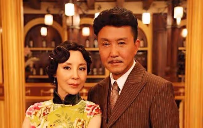 60歲吳剛變臉內幕曝光!腎積水嚴重到臉腫,為戲推遲手術被贊敬業