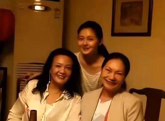 大S春節發她和具俊曄的合照給張蘭,並拉黑前婆婆,張蘭罕見發飆