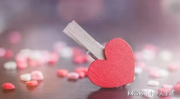 愛上了不能愛的人，最明智的做法：斷舍離