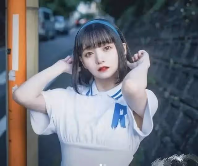 2天7個瓜:分手又復合,與美女泰國慶生,車禍後首露面,悲喜不同