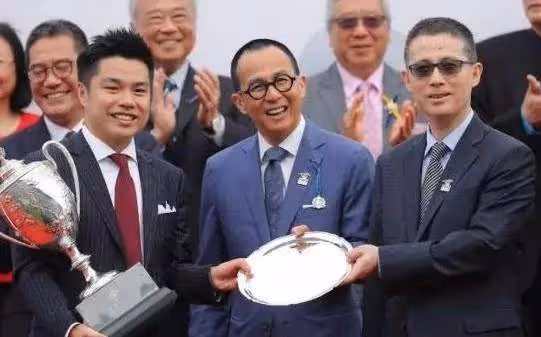 貼身保鏢曝李澤楷性格善變半夜去墳場，梁洛施郭嘉文離開他是對的
