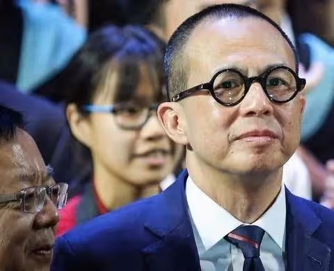 貼身保鏢曝李澤楷性格善變半夜去墳場,梁洛施郭嘉文離開他是對的