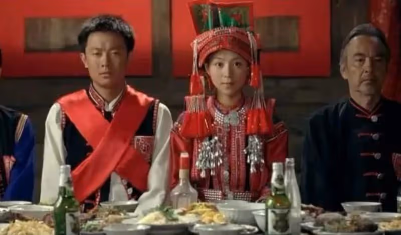 被稱為「小章子怡」的她,被「造黃謠」,淪為糊咖