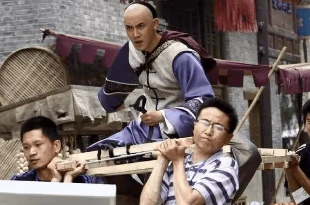 假騎馬,假洗澡,電視劇不敢拍的「下半身」,隱藏著演員們的秘密