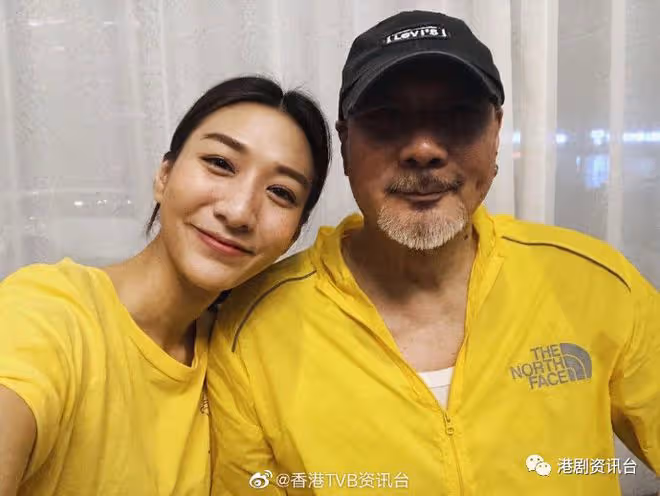 58歲雪梨激罕露面近況曝光!剪清爽短髮雙頰凹陷 網民心痛:要吃多點